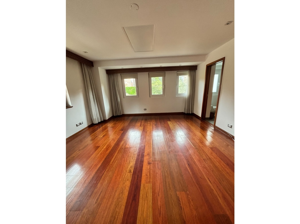 Bogota alquiler apartamento en Rosales Abajo Av Circunvalar 264 mts — foto 3