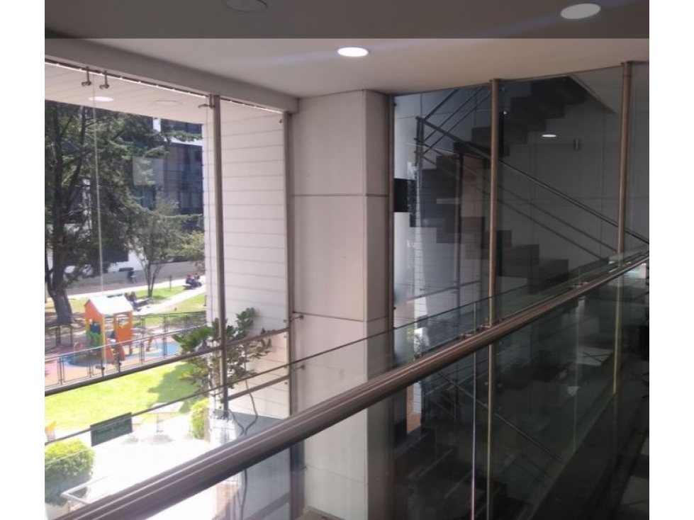 Bogota arriendo oficina en chico edificio cortezza 1012 mts — foto 4