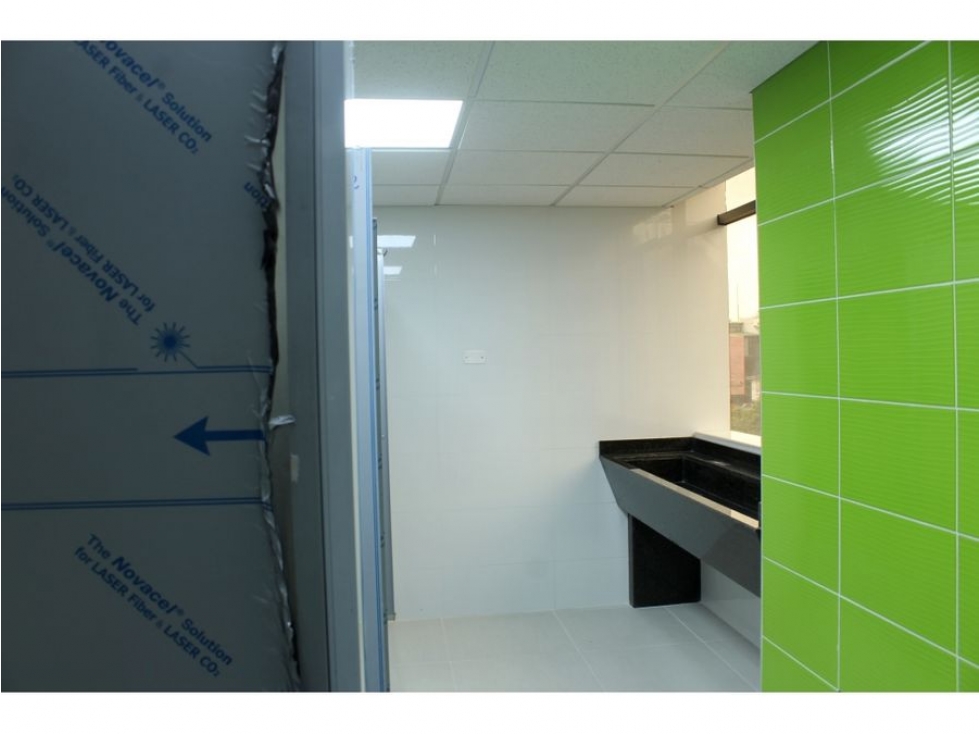Bogota arriendo oficina en la castellana area 632 mts — foto 3