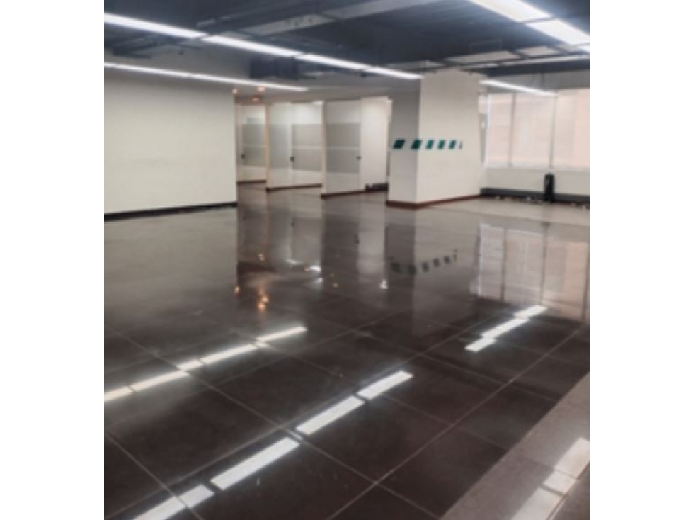 Bogota arriendo oficina en chico area 530 mts — foto 5