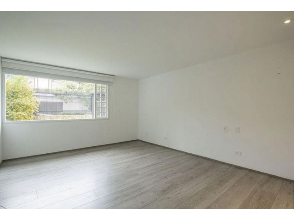 Boogta vendo casa remodelada en santa ana oriental area 655 mts — foto 6