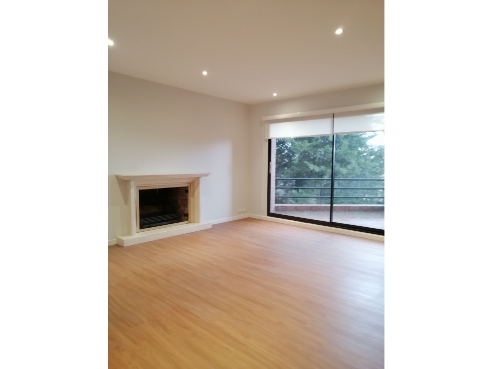 Bogota vendo apartamento penthousse en bosque medina area 345 mts — foto 2