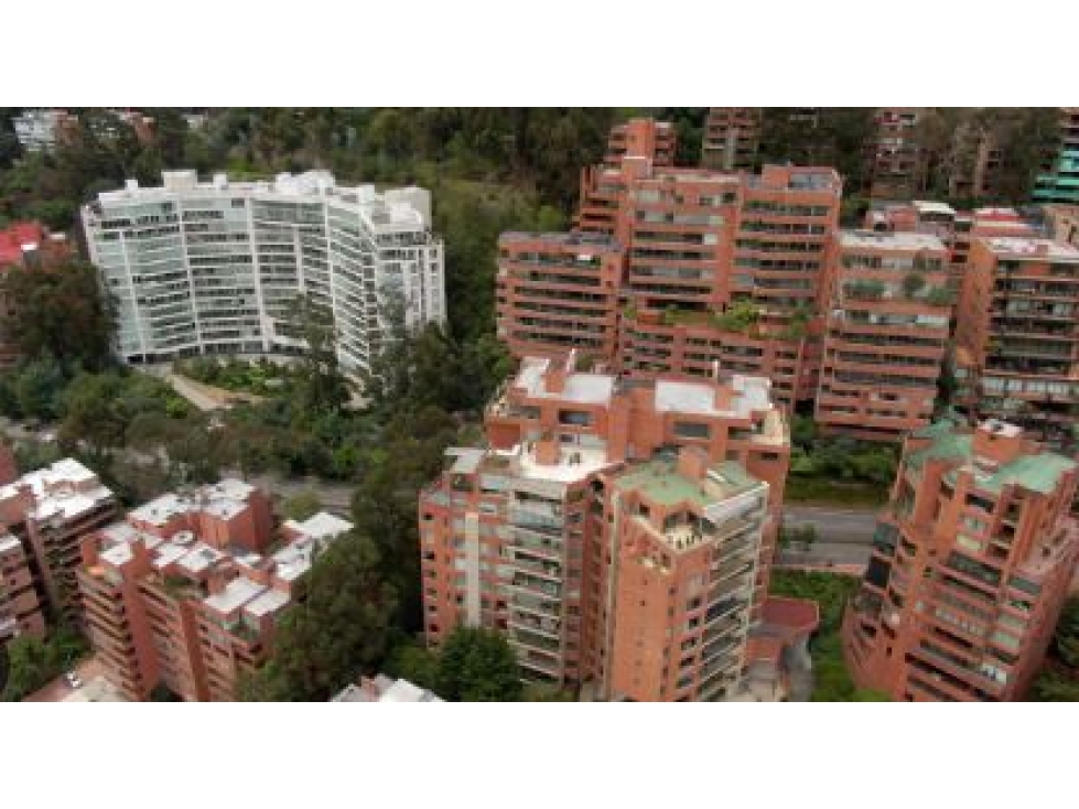 Bogota vendo apartamento en rosales area 230 mts