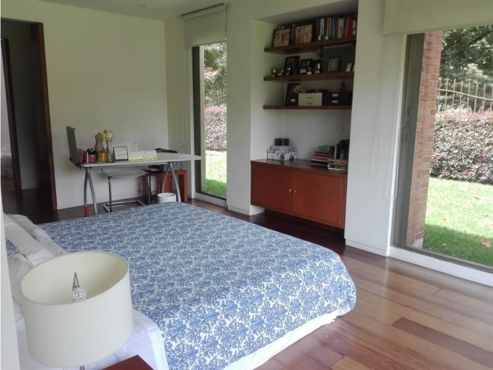 Bogotá, vendo casa en San Simón de 315 M más terrazas — foto 4