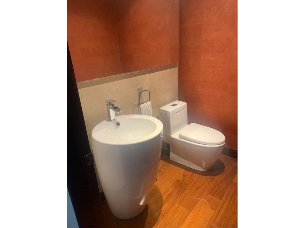 Bogotá, vendo apartamento remodelado en Montearroyo 232 metros — foto 4