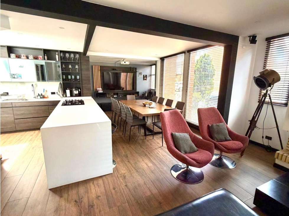 Bogota venta casa en Belmira en conjunto cerrado 200 mts — foto 3