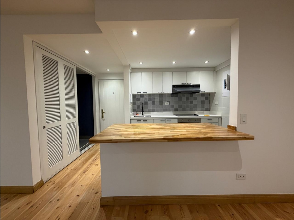 Bogota alquiler apartaestudio Tipo Loft en Cabrera 60 mts — foto 3