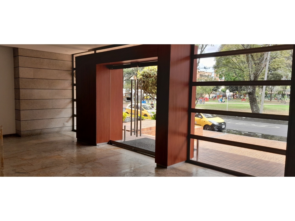 Bogota venta apartamento en chico navarra 192 mts