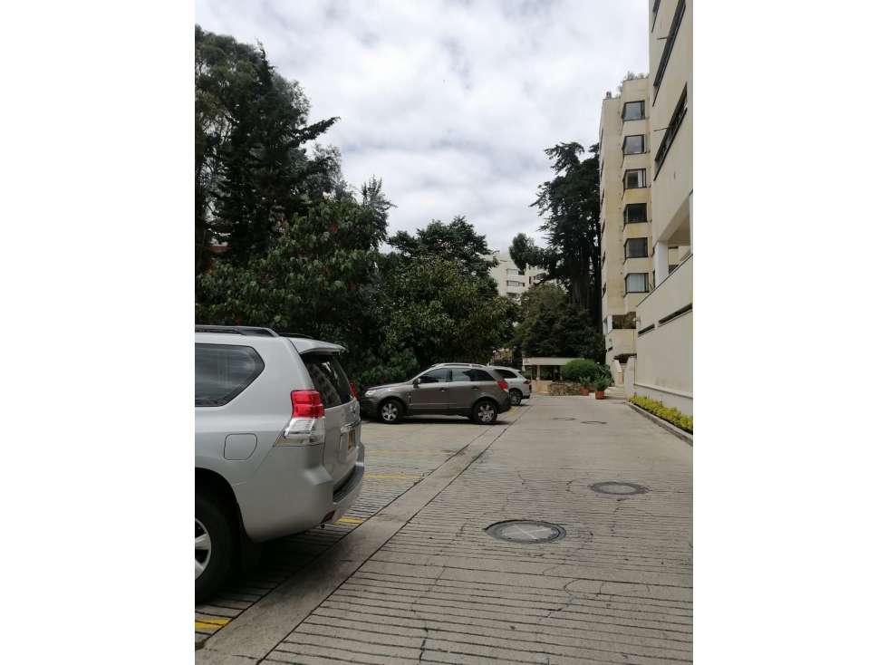 Bogota venta apartamento en Bosque Medina 206 mts — foto 2
