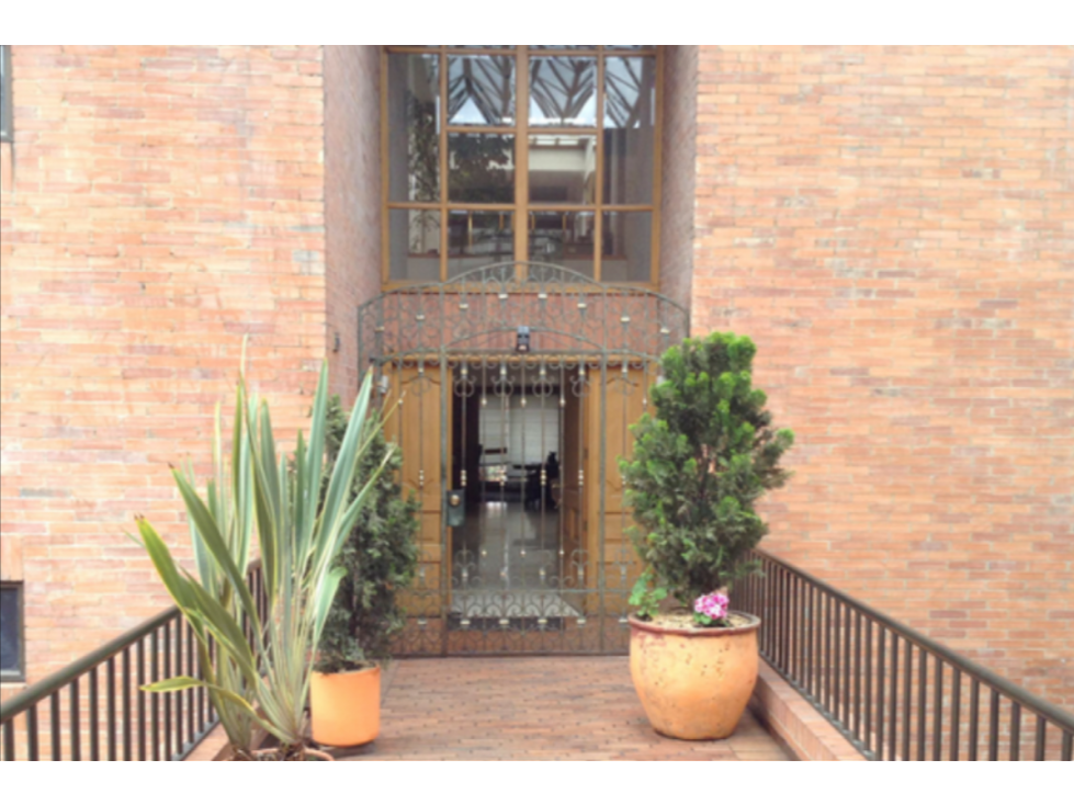 Bogota vendo apartamento pent housse cerros de suba 487 mts — foto 2