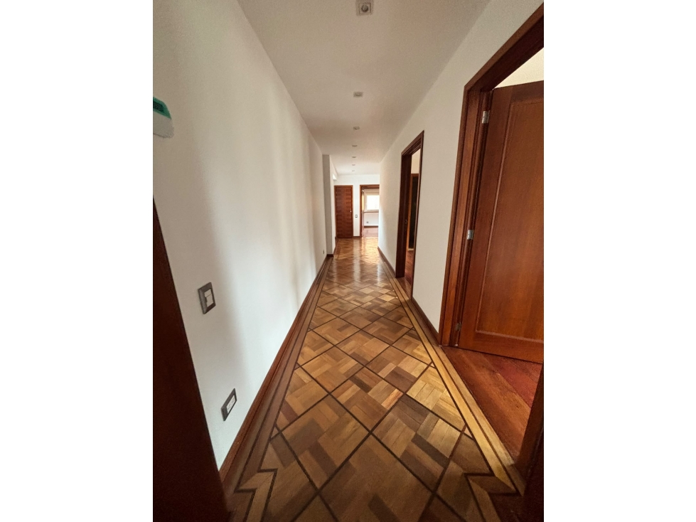 Bogota alquiler apartamento en Rosales Abajo Av Circunvalar 264 mts — foto 2