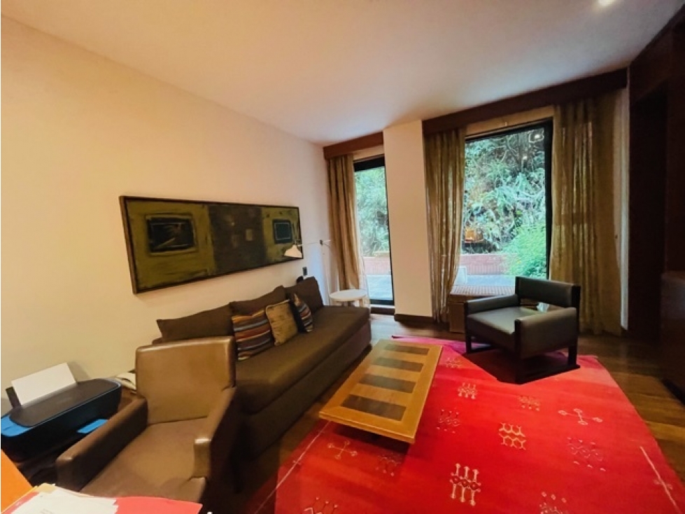 Bogota vendo apartamento remodelado en chico oriental area 360 mts — foto 4