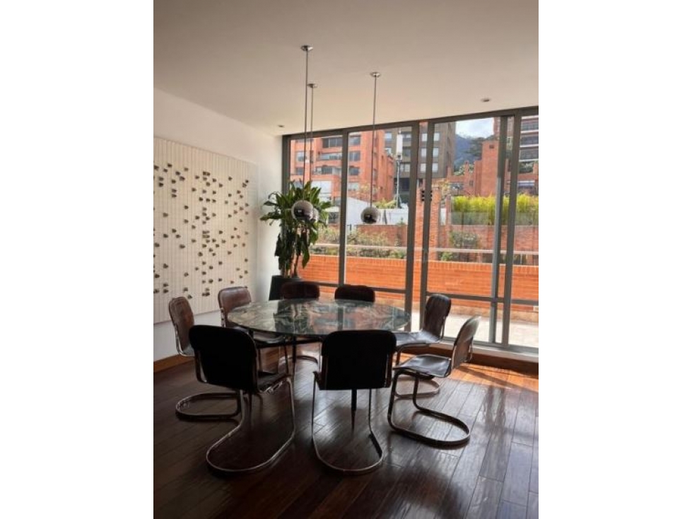 Bogota vendo apartamento en rosales area 242 mts + terraza — foto 4