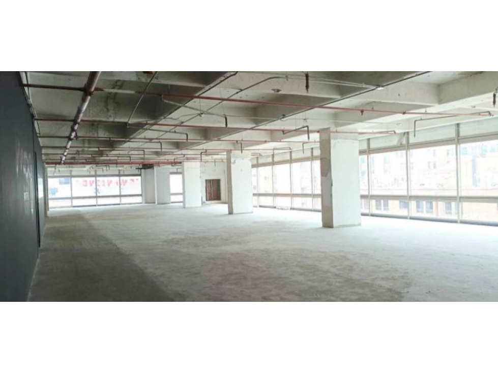 Bogota arriendo oficina en chico area 758 mts — foto 4