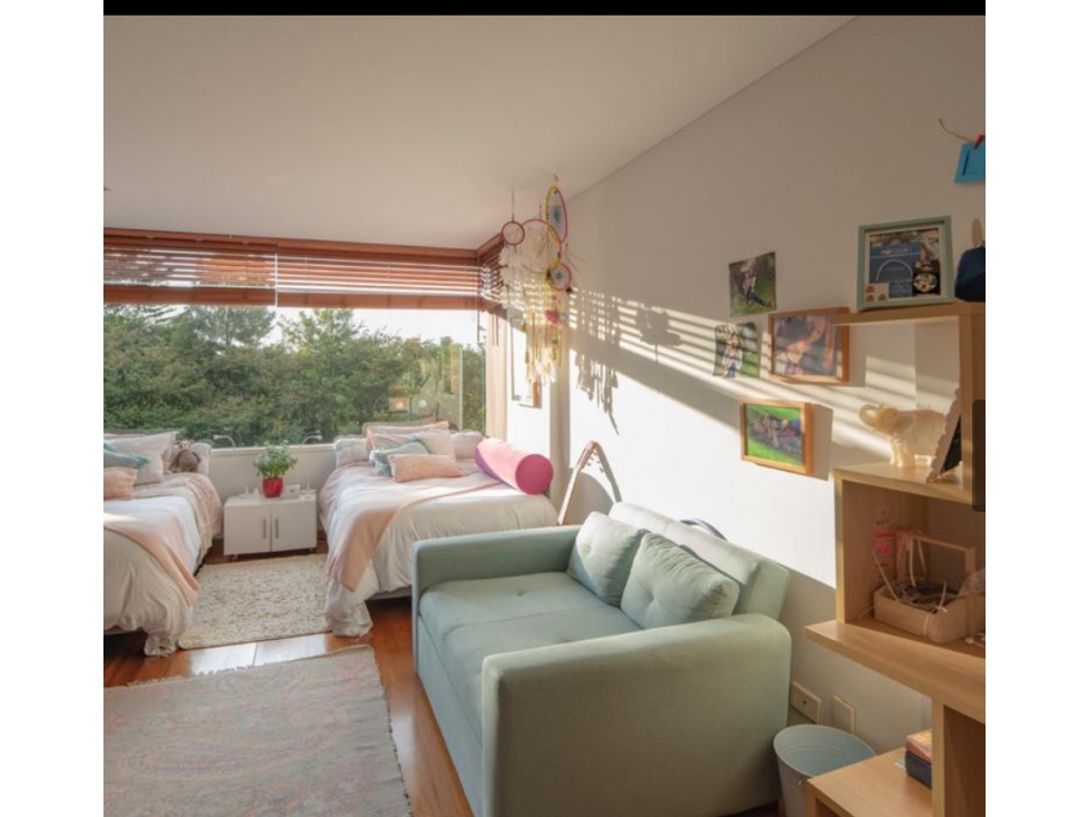 Bogota vendo apartamento duplex en retiro alto area 330 mts — foto 4