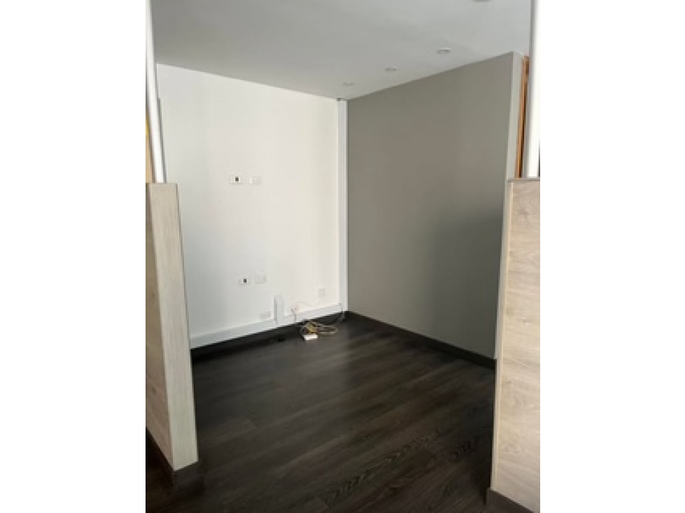 Bogota, venta oficina en santa barbara 37 mts — foto 3