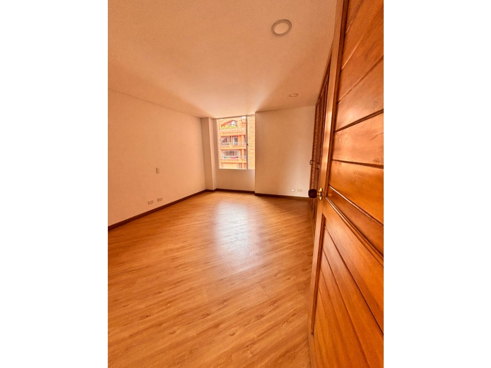 Bogota venta apartamento en chico norte 168 mts — foto 2