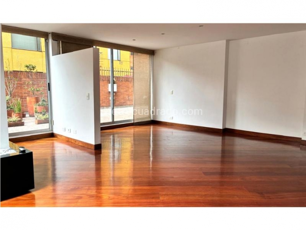Bogota venta apartamento en santa paula 138 mts — foto 3