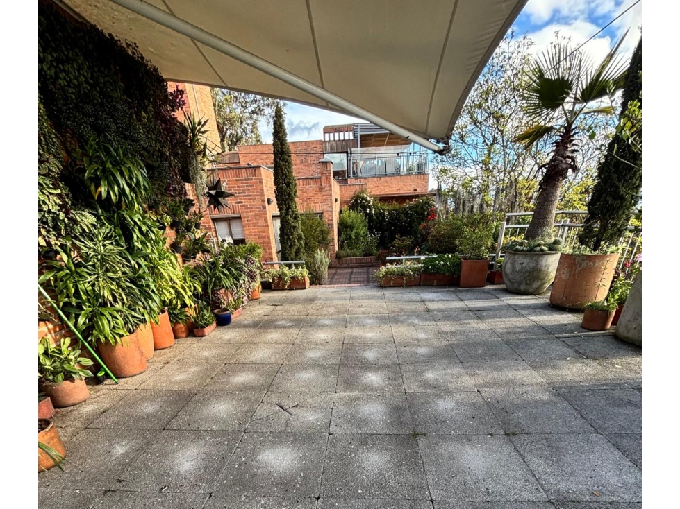Bogota venta apartamento PH en Rosales 223 mts