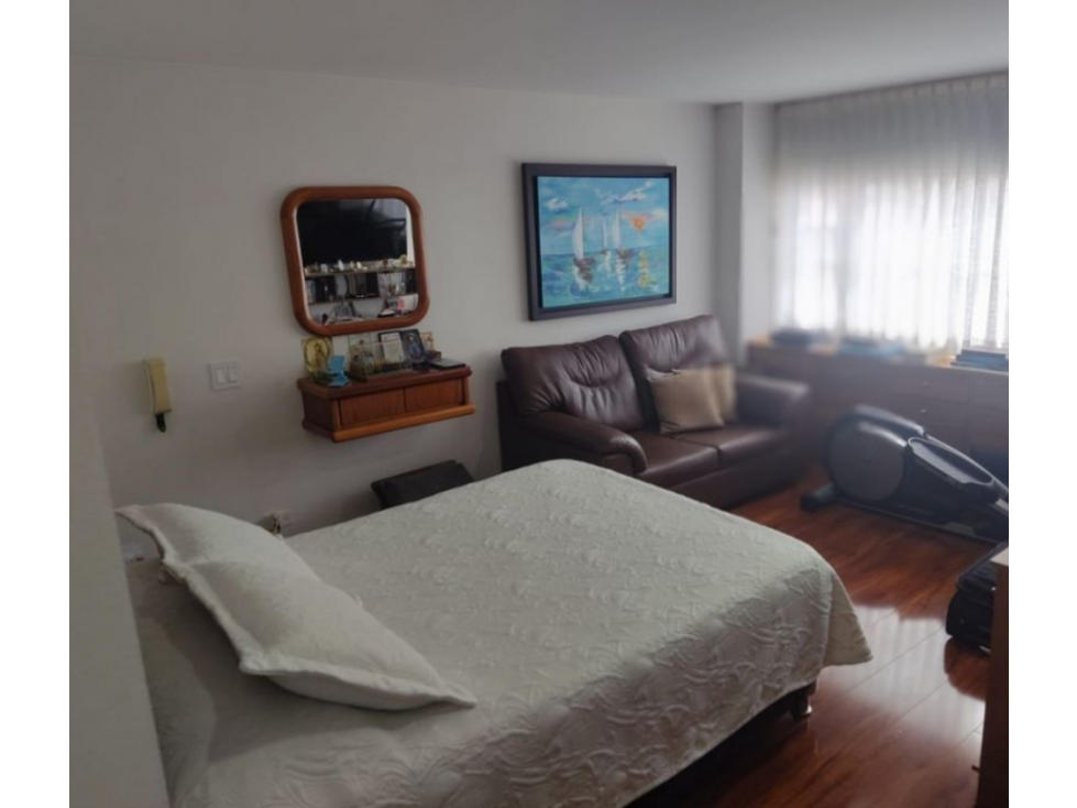 Bogota venta apartamento en Santa Bibiana 158 mts — foto 3