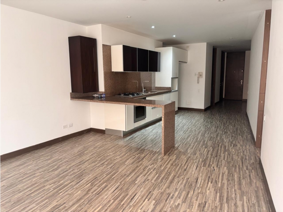 Bogota alquiler apartaestudio en La Carolina 110 mts — foto 4