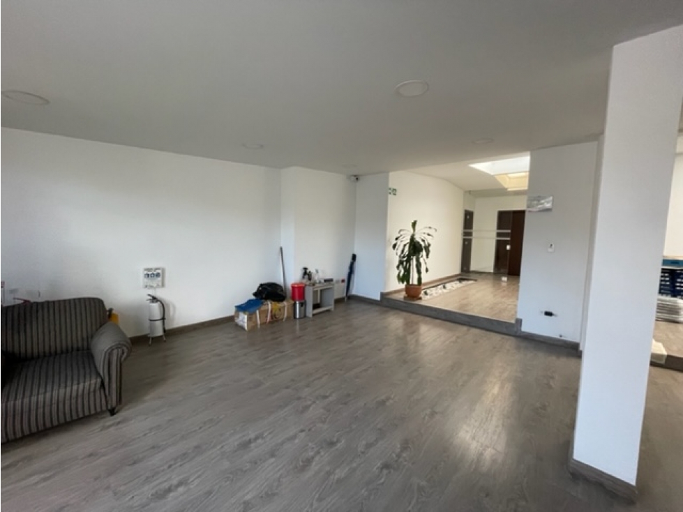 Bogotá, vendo casa comercial tierralinda 300mts — foto 3