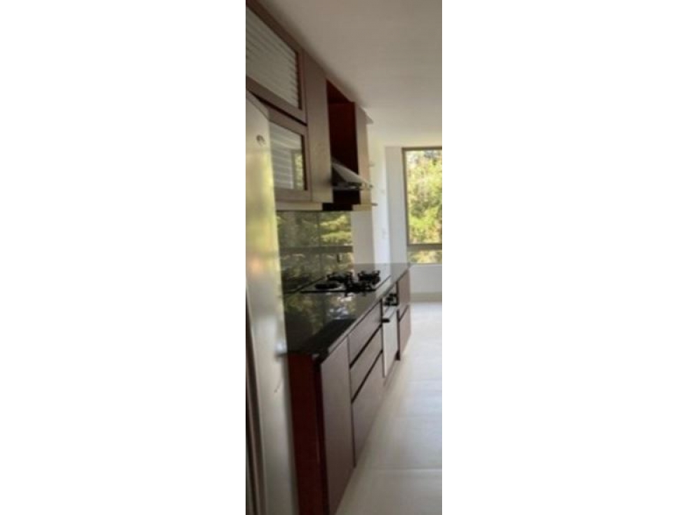 Bogotá vendo apartamento en lindaraja de 192 mts — foto 5