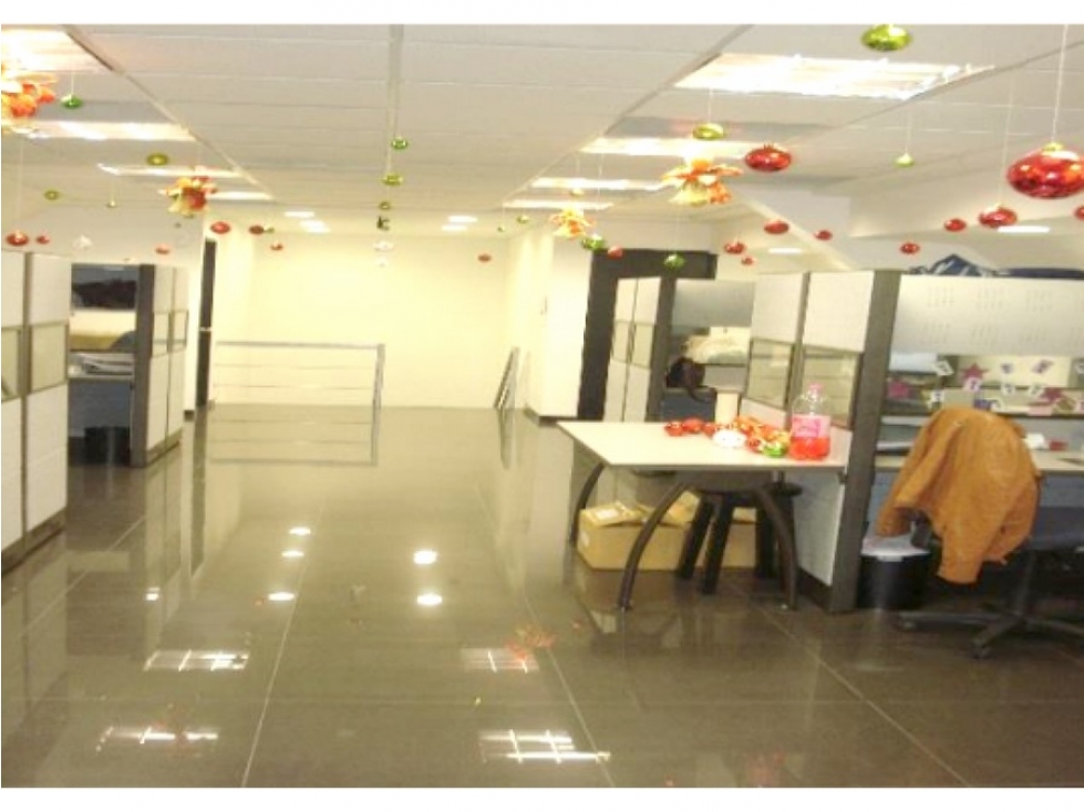 Bogota arriendo oficina en chico reservado area 550 mts — foto 4