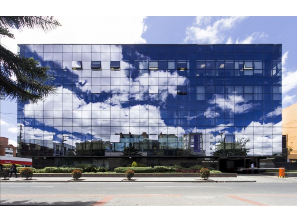 Bogota arriendo oficina en chicó edificio fijar 93 area 978 mts