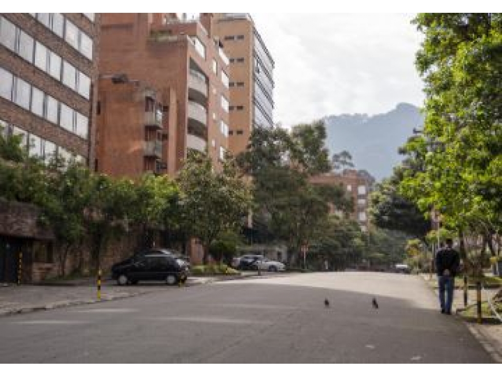 Bogota vendo apartamento en rosales area 230 mts — foto 5