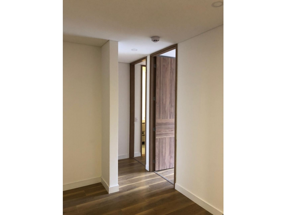 Bogota venta apartamento en santa barbara para inversion 80 mts — foto 2