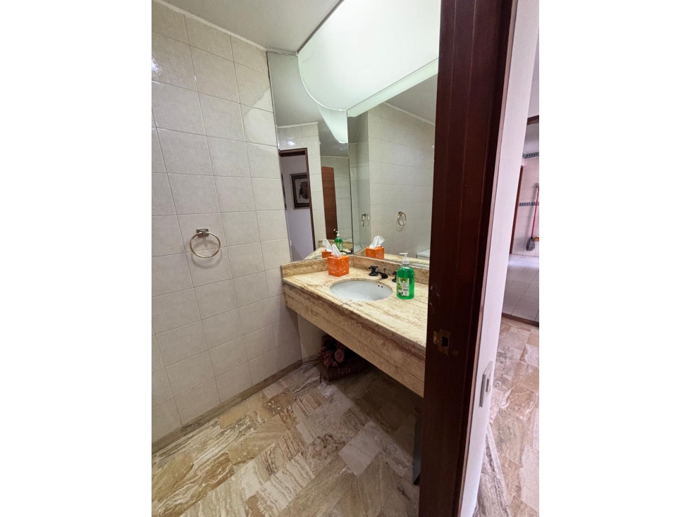 Bogota venta apartamento en la Carolina 153 mts — foto 4