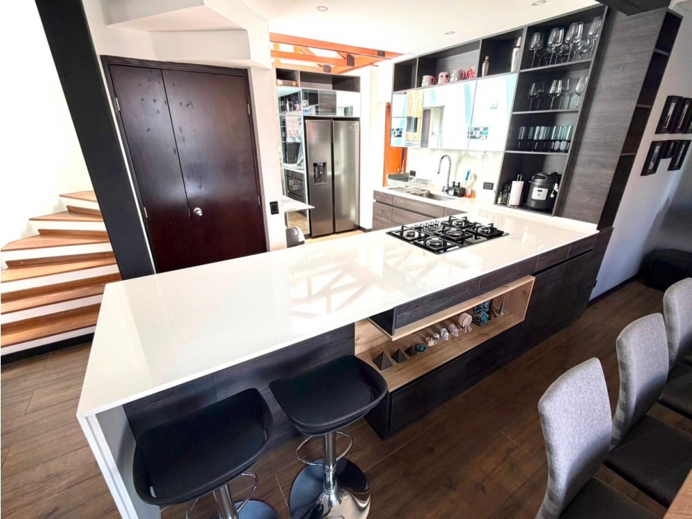 Bogota venta casa en Belmira en conjunto cerrado 200 mts — foto 4
