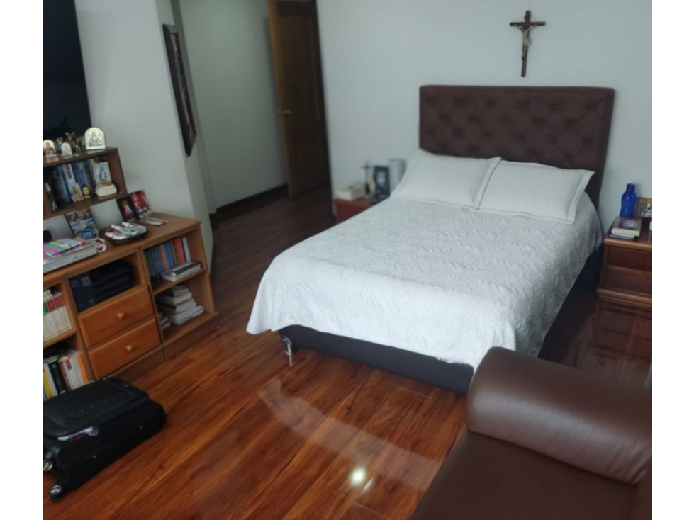 Bogota venta apartamento en Santa Bibiana 158 mts — foto 4