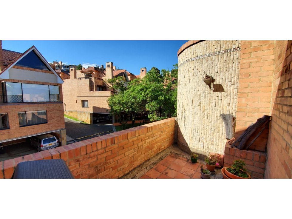 Bogota, vendo casa esquinera en gratamira salamanca area 300 mts — foto 5