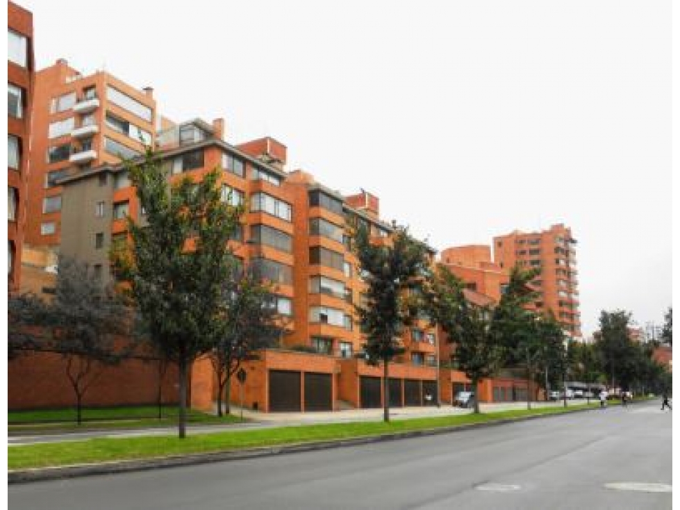 Boogta vendo apartamento pent housse en el refugio area 465 mts — foto 4