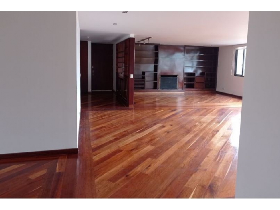 Bogota vendo apartamento en rosales area 240 mts
