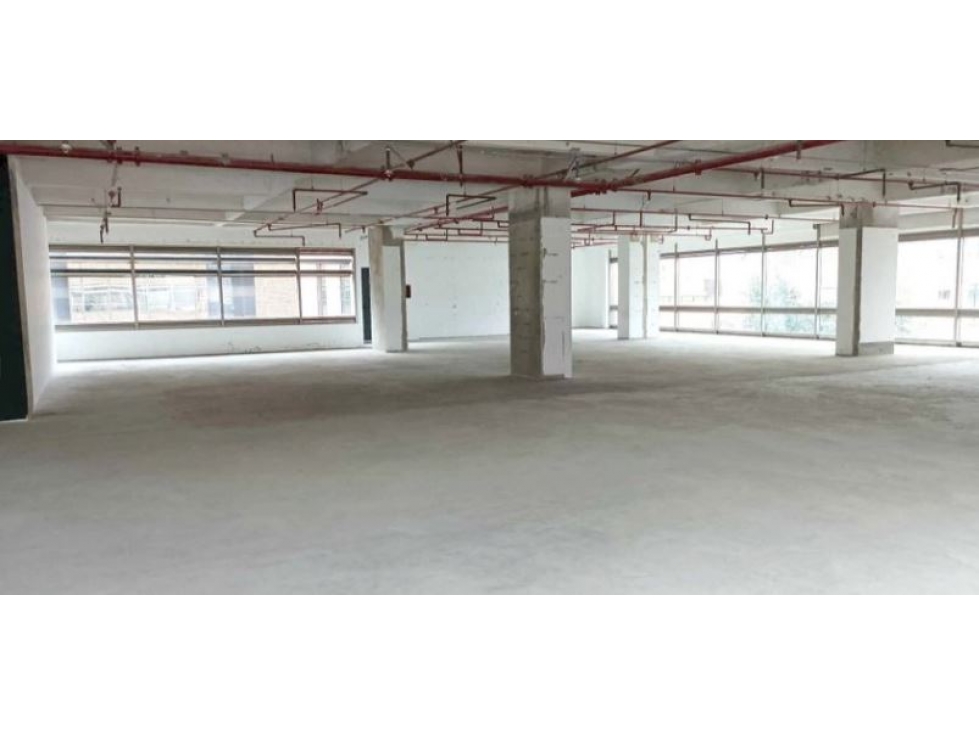 Bogota arriendo oficina en chico area 758 mts — foto 2