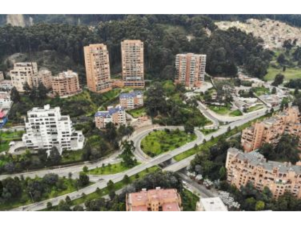 Bogota vendo apartamento en rosales area 230 mts — foto 2