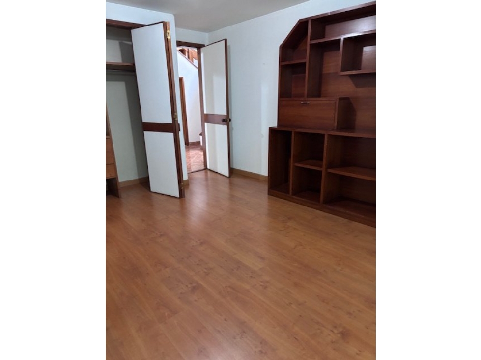 Bogotá, vendo casa en barrio San Nicolás de 151 metros — foto 6