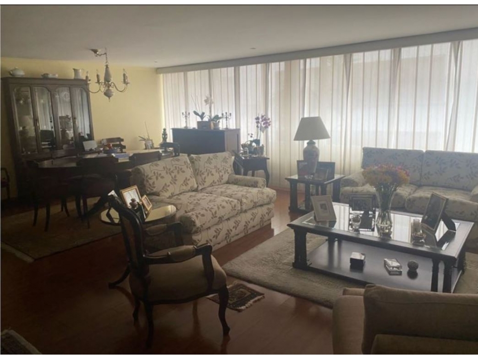 Bogotá, vendo apartamento en Chicó de 220 metros