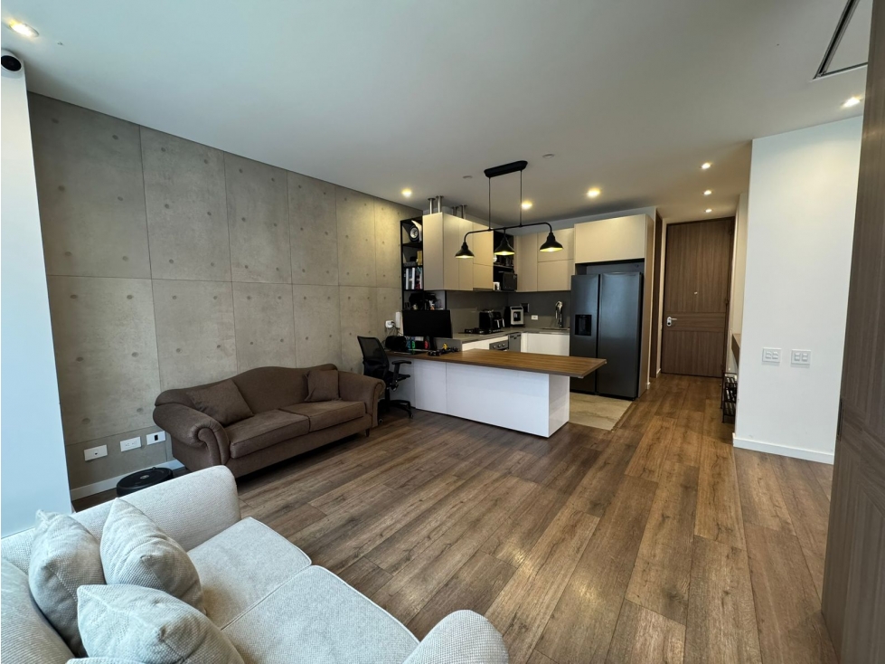 Bogota venta apartamento en Santa Barbara 86 mts