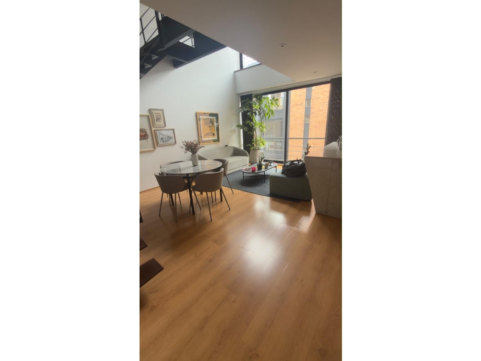 Bogota alquiler apartaestudio duplex en virrey