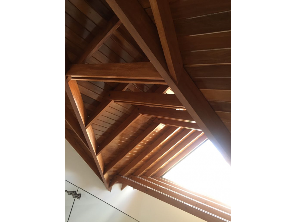 Bogotá,vendo casa esquinera en gratamira area 282 mts — foto 6