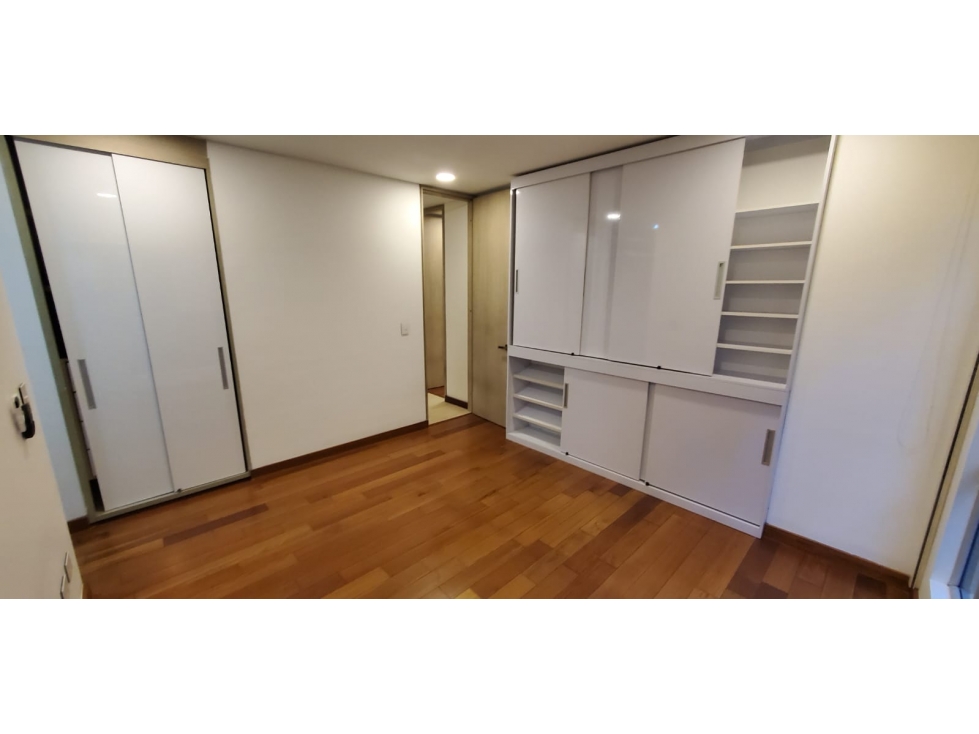 Bogota, vendo apartamento en santa bibiana 86 mts — foto 2