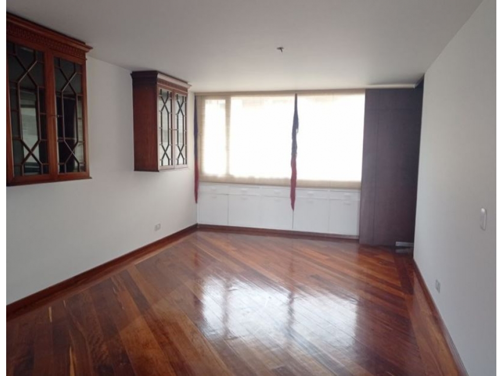 Bogota vendo apartamento en rosales area 240 mts — foto 5