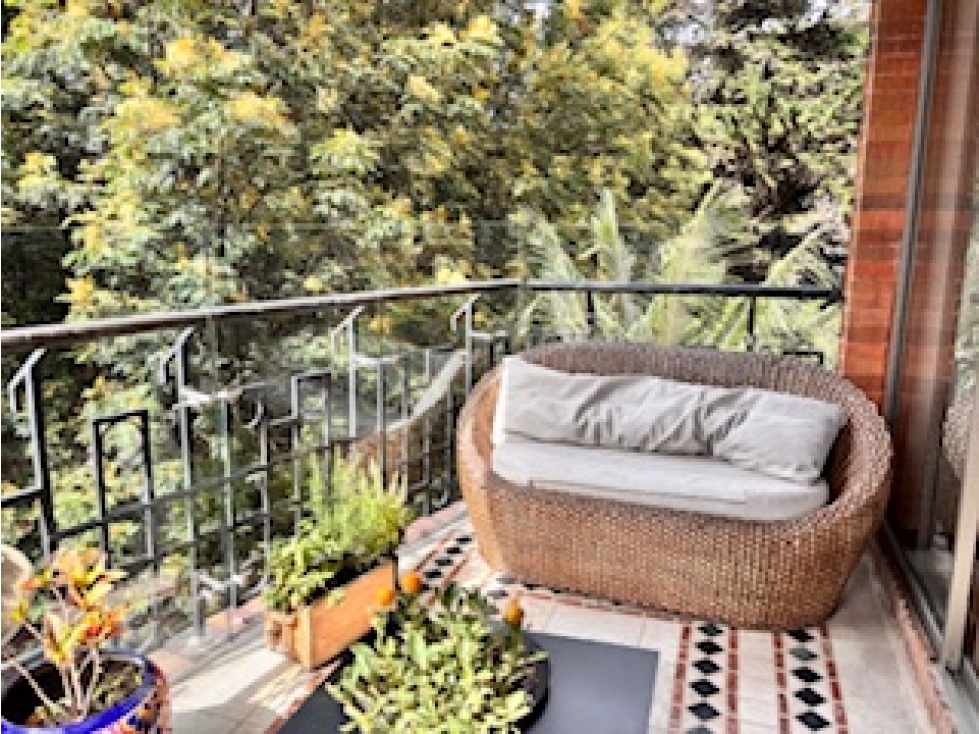 Bogota venta apartamento en Cerros de Sotileza 400 mts