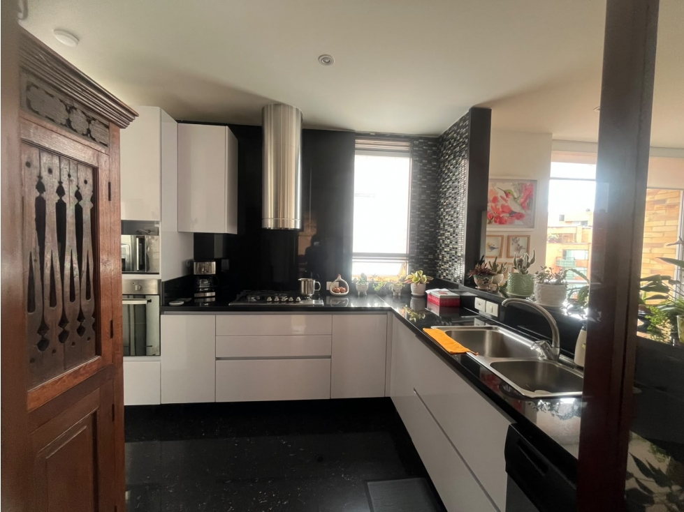 Bogota venta apartamento en La Carolina 139 mts — foto 2