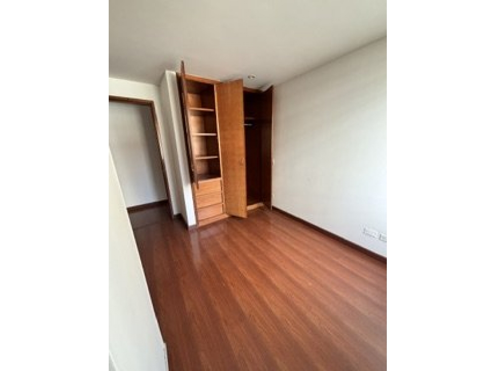 Bogota alquiler apartamento en Antiguo Country 88.13 mts - 5