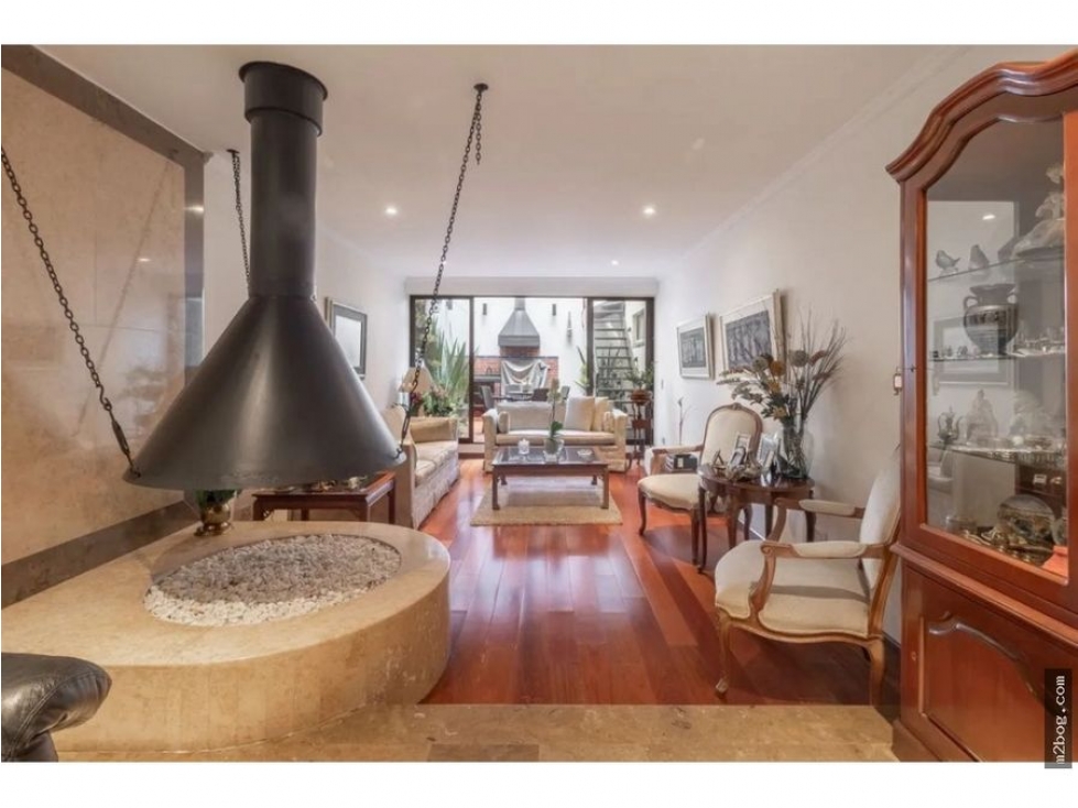 Bogota, vendo casa remodelada en santa barbara area 385 mts — foto 3